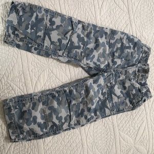 Gap camo cargo pants